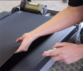 How to Clean a Treadmill Belt with Treadmill Lubricant